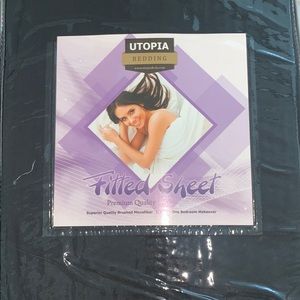 All Black Fitted Sheet // QUEEN SIZE